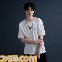 『都市伝説解体センター』廻屋渉がインパクト大なハンガーに。センター長を大胆にあしらったユニークなアイテム。ファビュラスな天眼錠ブレスレットも登場