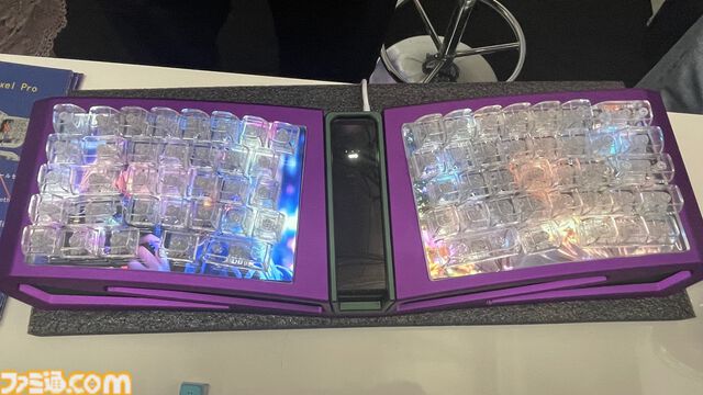 キー背面にIPS液晶を配置。映像・画像を表示できるキーボード“DS Pixel Pro”登場。Android OSとディスプレイを搭載したおしゃれスピーカーも展示中