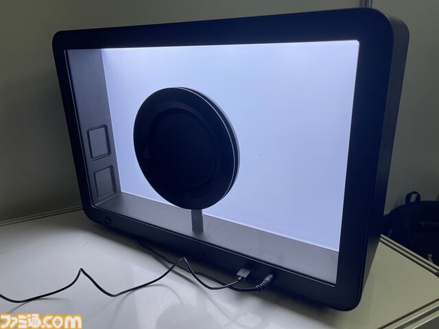 キー背面にIPS液晶を配置。映像・画像を表示できるキーボード“DS Pixel Pro”登場。Android OSとディスプレイを搭載したおしゃれスピーカーも展示中