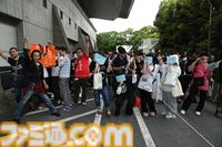 東京ゲームショウ2025一般日が開幕！　幕張メッセには会場前から長蛇の列。開場後は『モンハンワイルズ』『バイオ9』の試遊整理券配布にファン殺到【TGS2025】