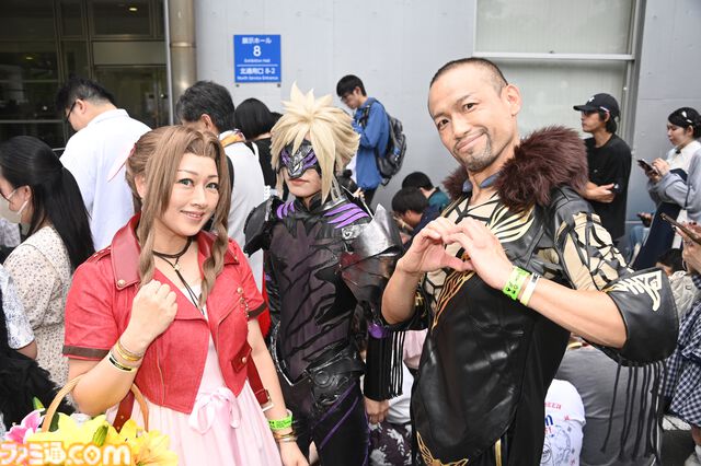 東京ゲームショウ2025一般日が開幕！　幕張メッセには会場前から長蛇の列。開場後は『モンハンワイルズ』『バイオ9』の試遊整理券配布にファン殺到【TGS2025】
