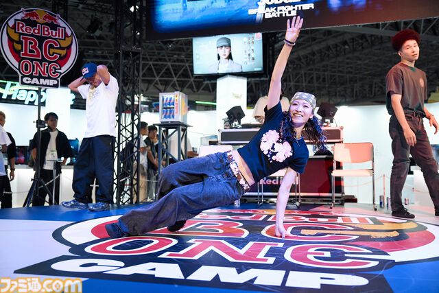 レッドブルの巨大な野外施設“Red Bull Creator Club”は「日本のゲームコンテンツが世界に羽ばたいていく手伝いをしたい」という思いから【TGS2025】