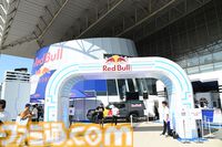 レッドブルの巨大な野外施設“Red Bull Creator Club”は「日本のゲームコンテンツが世界に羽ばたいていく手伝いをしたい」という思いから【TGS2025】