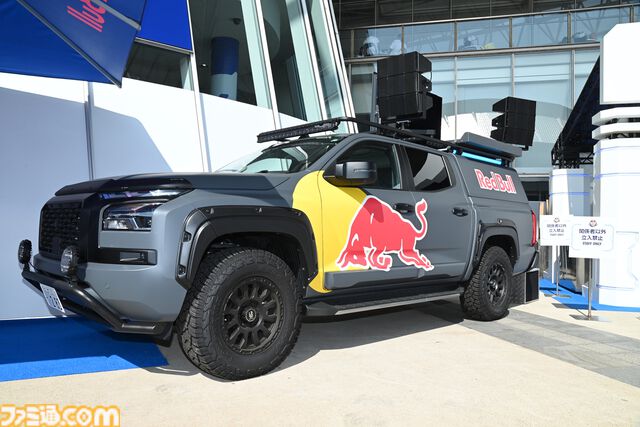 レッドブルの巨大な野外施設“Red Bull Creator Club”は「日本のゲームコンテンツが世界に羽ばたいていく手伝いをしたい」という思いから【TGS2025】