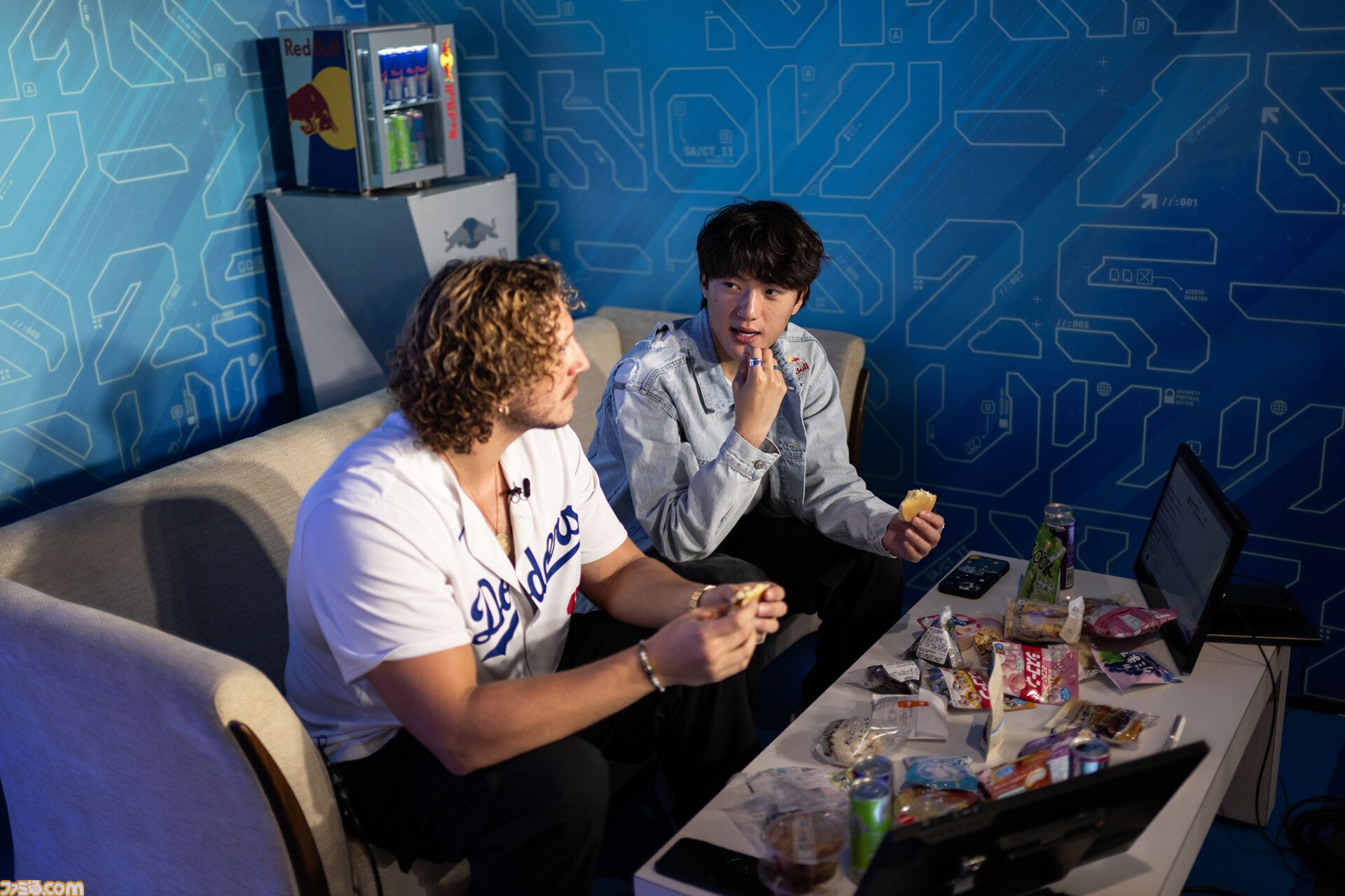 レッドブルの巨大な野外施設“Red Bull Creator Club”は「日本のゲームコンテンツが世界に羽ばたいていく手伝いをしたい」という思いから【TGS2025】