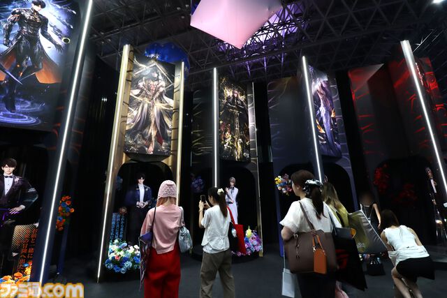 『恋と深空』ここは結婚式場？ フォーマルな衣装に身を包んだカレとツーショット。ファビュラスな推し活体験で優雅なひとときを【TGS2025】