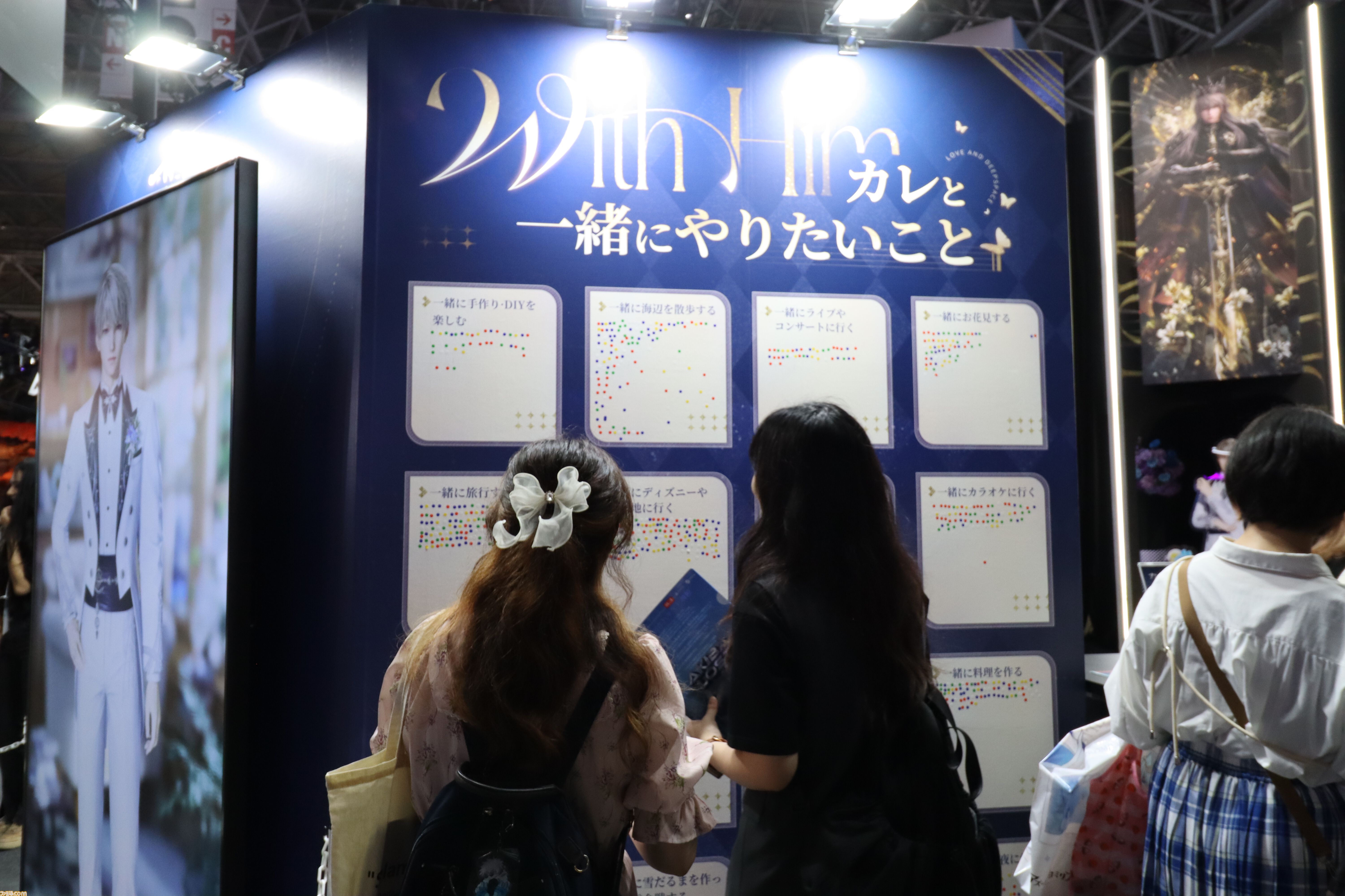 『恋と深空』ここは結婚式場？ フォーマルな衣装に身を包んだカレとツーショット。ファビュラスな推し活体験で優雅なひとときを【TGS2025】