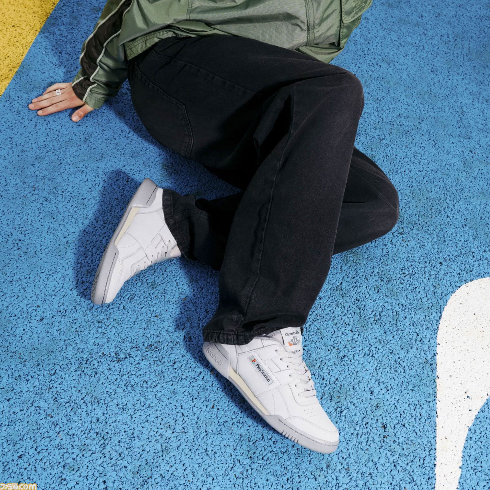 プレイステーションとReebok（リーボック）のコラボスニーカー発表。日本では10月24日からBEAMS限定で発売
