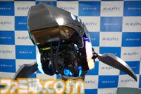 サメ型PCケース“Shark X”のメタル塗装バージョンが発売。サメが深海を泳ぐように空間を照らすRGBライト＆発光塗料がクール