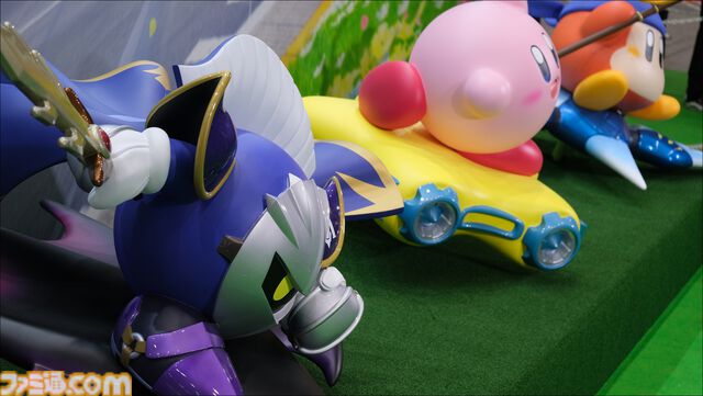 『カービィのエアライダー』カービィ・バンダナワドルディ・メタナイトのスタチューがかわいすぎる、まんまるな後ろ姿もたまらない【Nintendo Live 2025】