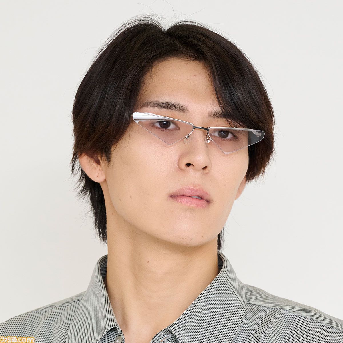 ハンター×ハンター』ゲンスルーのサングラスが発売決定。爆弾魔