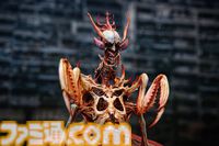 『野狗子: Slitterhead』1周年を記念したポップアップストアが開催。外山圭一郎ら開発スタッフが参加するトークショーやサイン会も実施