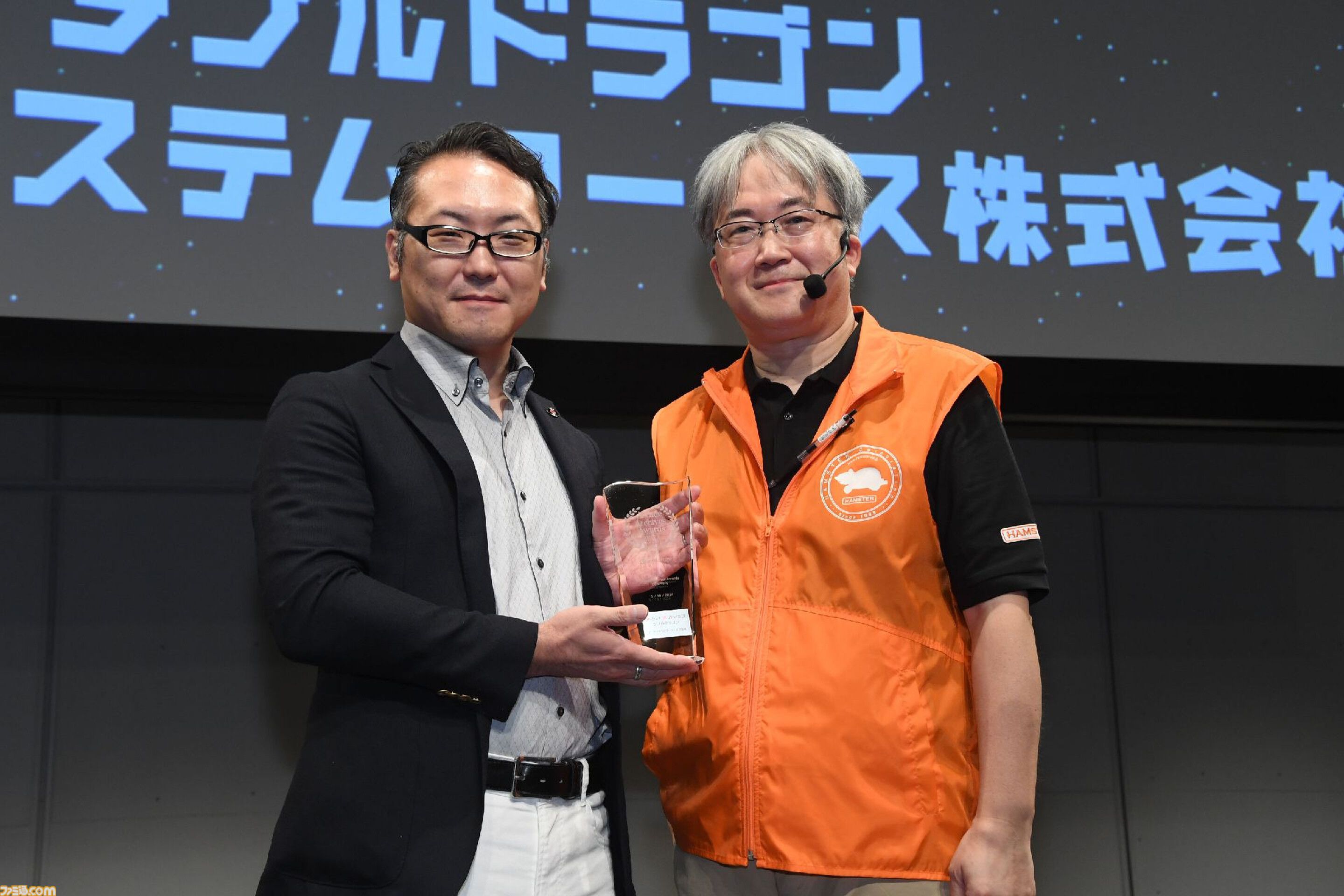 『アケアカ』10周年記念イベントリポート。アワード授賞式では『VS.スーパーマリオブラザーズ』が特別賞を受賞。桜井政博×神谷英樹の対談やオーケストラコンサートなどで魅力を堪能