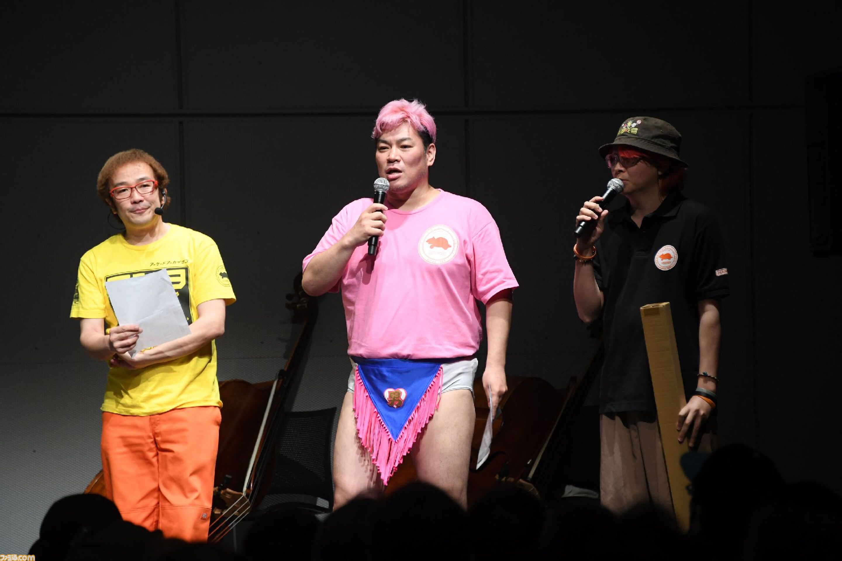 『アケアカ』10周年記念イベントリポート。アワード授賞式では『VS.スーパーマリオブラザーズ』が特別賞を受賞。桜井政博×神谷英樹の対談やオーケストラコンサートなどで魅力を堪能