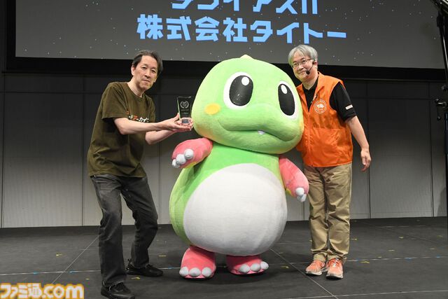 『アケアカ』10周年記念イベントリポート。アワード授賞式では『VS.スーパーマリオブラザーズ』が特別賞を受賞。桜井政博×神谷英樹の対談やオーケストラコンサートなどで魅力を堪能