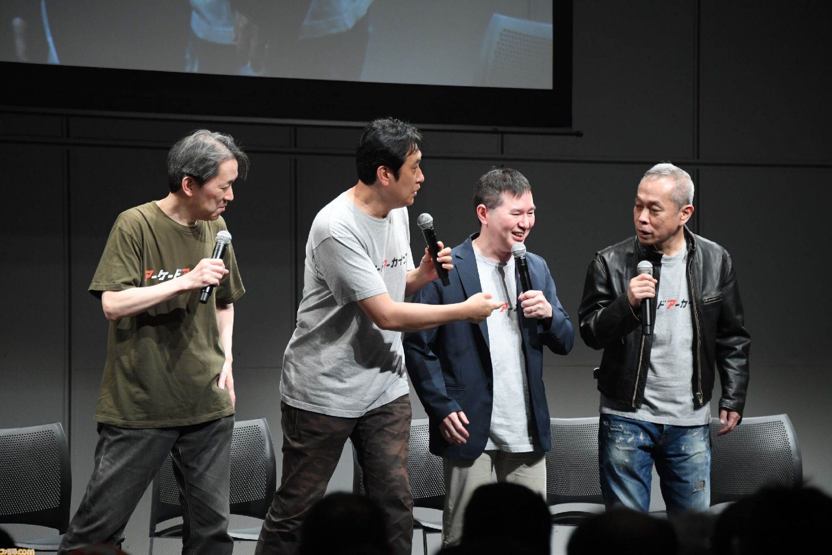 『アケアカ』10周年記念イベントリポート。アワード授賞式では『VS.スーパーマリオブラザーズ』が特別賞を受賞。桜井政博×神谷英樹の対談やオーケストラコンサートなどで魅力を堪能