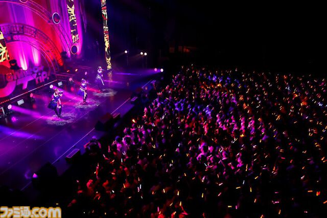 『アイマス シンデレラガールズ』ユニットライブツアー福岡公演リポート。セクシーギルティ、ヒーローヴァーサス、ビートシューターのバラエティー溢れるステージで会場が笑顔に