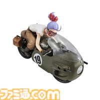 『ドラゴンボール』ブルマの特徴的なイラストを立体化したフィギュアが10年ぶりに復刻！　“デスクトップリアルマッコイ 『ドラゴンボール』 03 ブルマ”が予約受付中