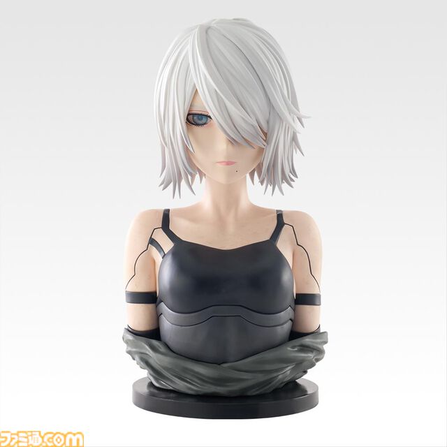 『ニーア オートマタ Ver1.1a』一番くじが本日（10/17）発売。ブラックボックスを手に寄り添う2B＆9Sのそろえて飾りたいフィギュアが登場