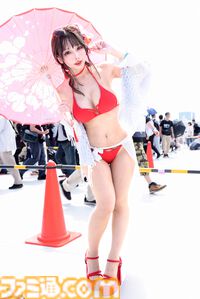 【コスプレ】水着姿の『スト6』春麗から、チアガール衣装の『NIKKE』クレイ、『遊☆戯☆王』ブラック・マジシャン・ガールまで。夏コミと同じく“池ハロ2025”でも格ゲーコスがヒットの予感