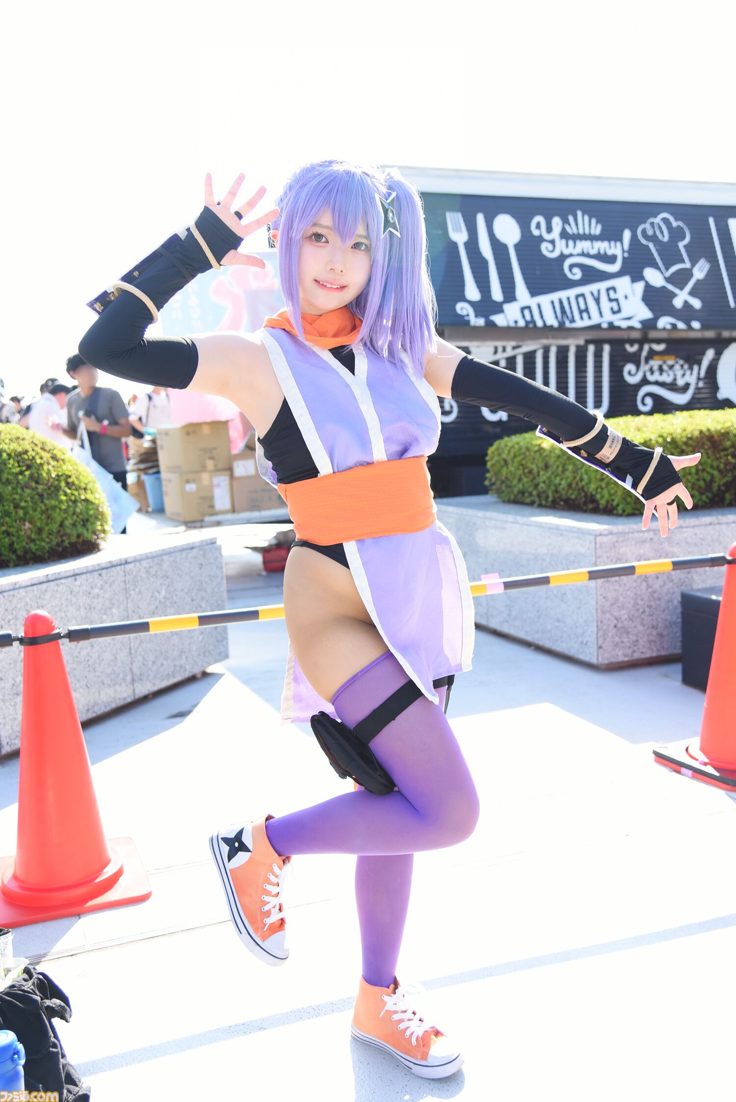 画像ページ (8/32) 【コスプレ】『スト6』春麗や『NIKKE』、『DOAXVV