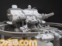 『アーマード・コア6』ボス機体“バルテウス”が食玩プラモで立体化。“全方位ミサイル”など数多のプレイヤーを苦しめた兵装を細部まで再現。試作原型は“全日本模型ホビーショー”で展示