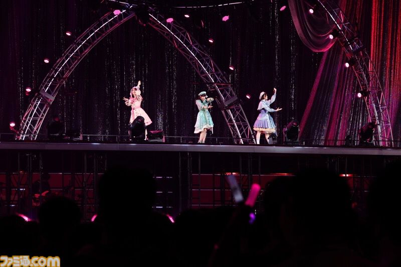 『シャニマス』7thライブ“螺旋”1日目リポート。単独公演初のバンド編成によるライブパフォーマンスでユニットツアーを再演