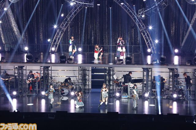 『シャニマス』7thライブ“螺旋”1日目リポート。単独公演初のバンド編成によるライブパフォーマンスでユニットツアーを再演