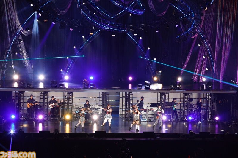 『シャニマス』7thライブ“螺旋”1日目リポート。単独公演初のバンド編成によるライブパフォーマンスでユニットツアーを再演