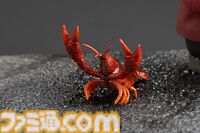 『龍が如く』春日一番が勇者みあふれるポーズでフィギュア化！ 相棒のナンシーちゃんも付属。セガストア オンライン特典はイセザキロードの布ポスター