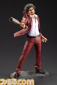 『龍が如く』春日一番が勇者みあふれるポーズでフィギュア化！ 相棒のナンシーちゃんも付属。セガストア オンライン特典はイセザキロードの布ポスター