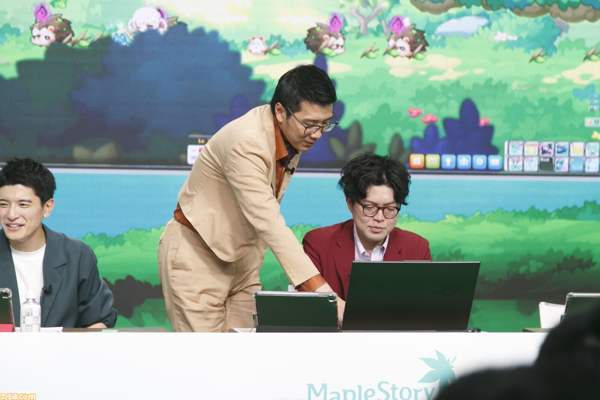 『メイプルストーリー』森の子リンを生放送で実機プレイ。ヤーレンズ楢原は3ヵ月でLv236到達。M-1準優勝コンビのメイプル漫才のネタが細かすぎる「じゃあウルス行く？」