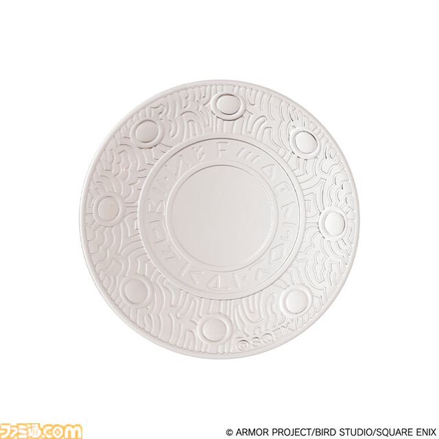 『ドラクエ』グッズくじがローソン/ローソンストア100で本日（11/1）発売。スライム目覚まし時計や「ゆうべは　おたのしみでしたね」アクリルクリップが当たる