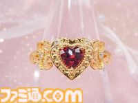 【1回10000円のカプセルトイ】『大人のセボンスター　ハートキーペンダント』11/15より計100個限定で発売。10個に1個は天然ダイヤモンド付き