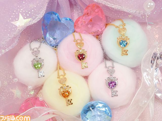 【1回10000円のカプセルトイ】『大人のセボンスター　ハートキーペンダント』11/15より計100個限定で発売。10個に1個は天然ダイヤモンド付き