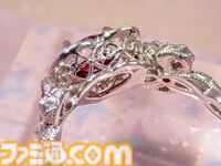 【1回10000円のカプセルトイ】『大人のセボンスター　ハートキーペンダント』11/15より計100個限定で発売。10個に1個は天然ダイヤモンド付き