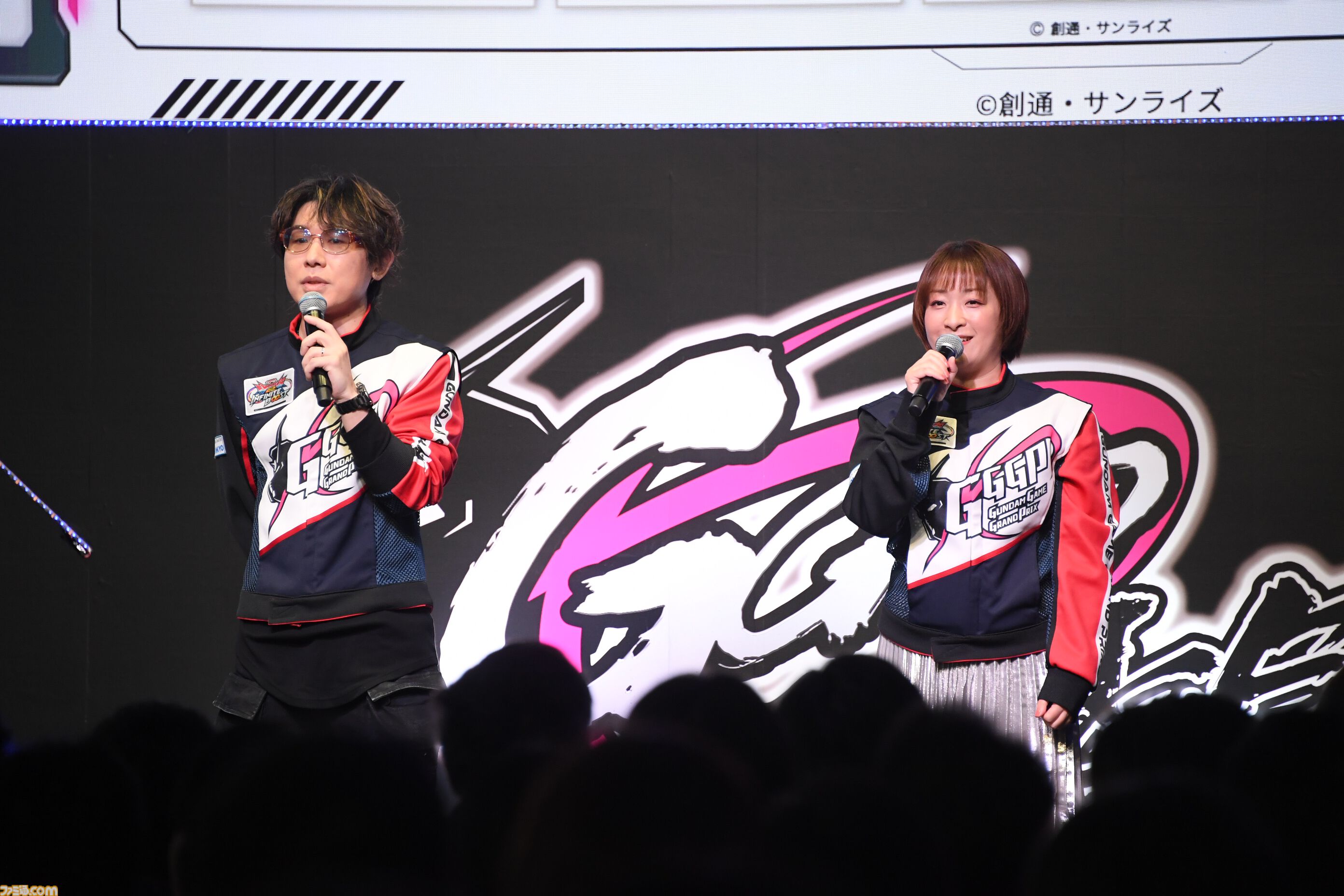 『機動戦士ガンダム EXVS.2 IB』スーパープレイ続出で会場大熱狂！ 極限の攻防で観客を歓喜の渦に巻き込んだ“GGGP×RAGE”OPEN部門 本戦をリポート