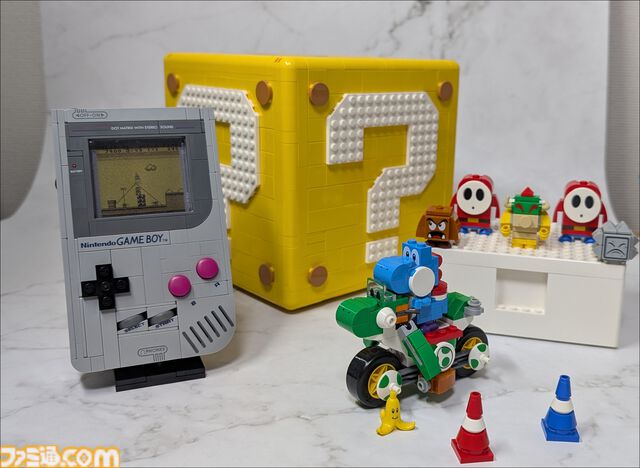 レゴのゲームボーイを作ってみました！ 実物と並べてわかる再現度の高さ、ボタンやスリッドのディテールに感動