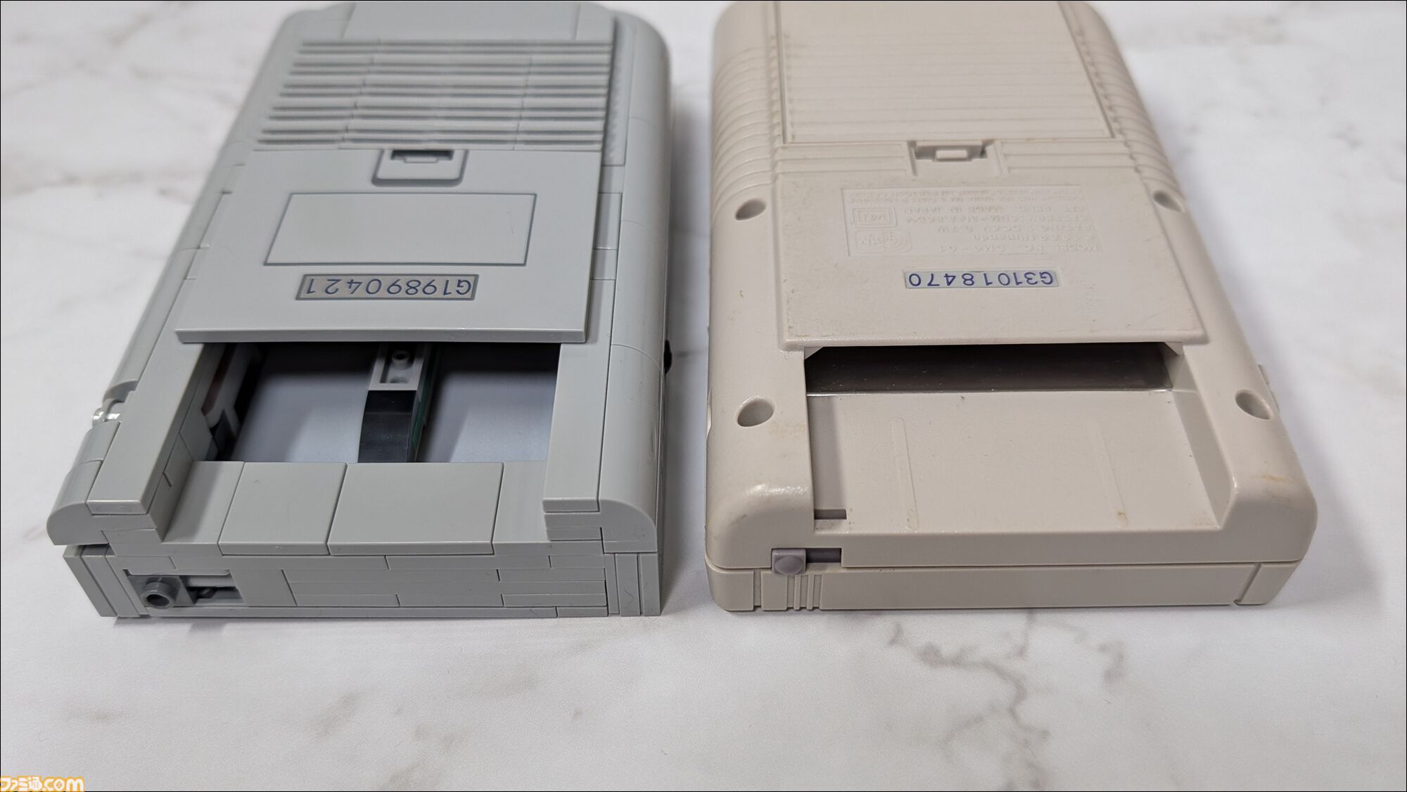 レゴのゲームボーイを作ってみました！ 実物と並べてわかる再現度の高さ、ボタンやスリッドのディテールに感動