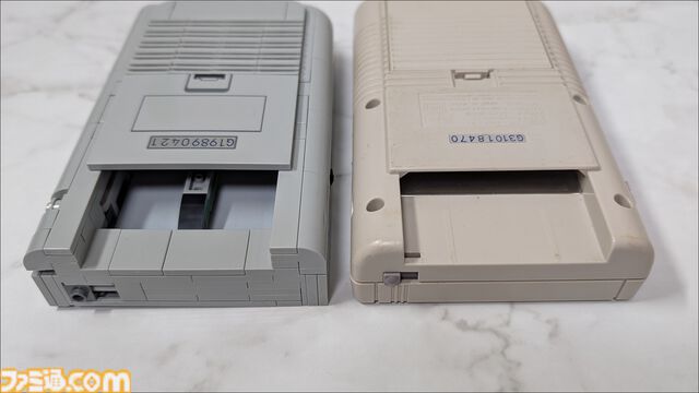 レゴのゲームボーイを作ってみました！ 実物と並べてわかる再現度の高さ、ボタンやスリッドのディテールに感動