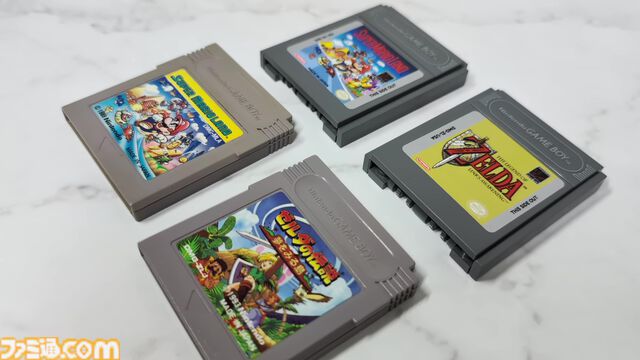 レゴのゲームボーイを作ってみました！ 実物と並べてわかる再現度の高さ、ボタンやスリッドのディテールに感動