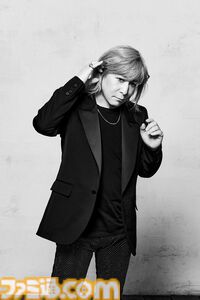 『アウトランカーズ』が正式サービス開始。共闘も裏切りも自由な奪い合い3人1組の強奪チームバトル。小室哲哉書き下ろしのMVも公開