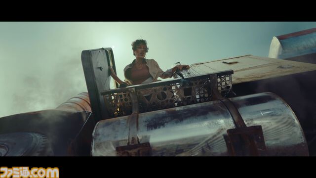 迫りくる電車からネコを救え！ 巨大魔人力士が登場するPS5のCMが両国駅巨大モニターに登場。PS5の魅力をアピールする“It Happens on PS5”キャンペーンの一環として実施