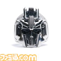 Zガンダム＆百式のアクセサリーコレクションが登場。頭部を再現した指輪や、ぶら下がる百式のネックレスがラインアップ
