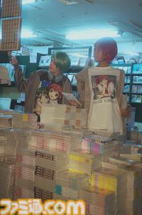 アニメ『ToHeart』がchillweebとコラボ。神岸あかりやマルチがプリントされたヴィンテージな雰囲気のあるオシャレな2種類のTシャツが登場