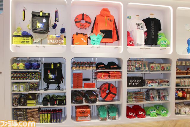 Nintendo FUKUOKAがオープン。見ているだけでも楽しい店内の様子を写真たっぷりでリポート。ここでしか買えない限定商品や新商品も登場