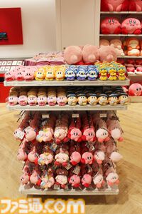 Nintendo FUKUOKAがオープン。見ているだけでも楽しい店内の様子を写真たっぷりでリポート。ここでしか買えない限定商品や新商品も登場