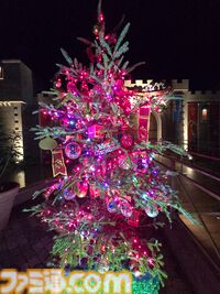 『ドラクエ』ニジゲンノモリのコラボアトラクションが11月17日からクリスマス仕様に。サンタ帽のホミロットやスライムたちが雪景色の中に大集合