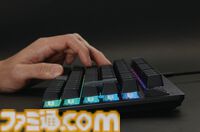 ラピッドトリガー対応のゲーミングキーボード“VK720Aシリーズ”が6月下旬にエレコムより発売。マウス操作がしやすいコンパクトサイズ