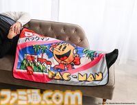 『パックマン』『ゼビウス』『ドルアーガの塔』のパッケージがブランケットに。“クラシックゲームブランケット”3タイトルが2026年2月16日に発売、現在予約受付中